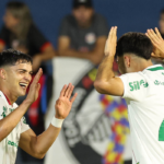 Palmeiras derrota Bragantino para manter liderança no Brasileiro