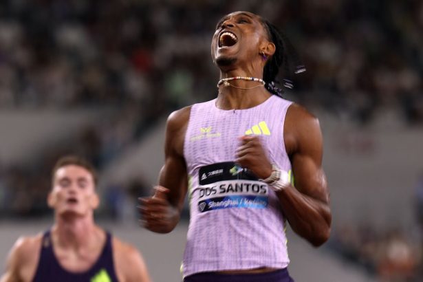 Alison dos Santos abre Diamond League vencendo recordista mundial