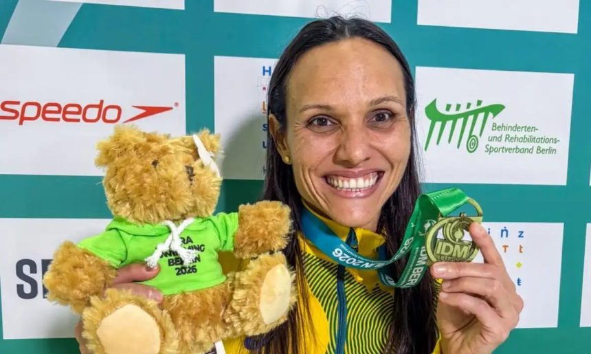 Carol Santiago é ouro, o 37º pódio do país no Internacional de Berlim