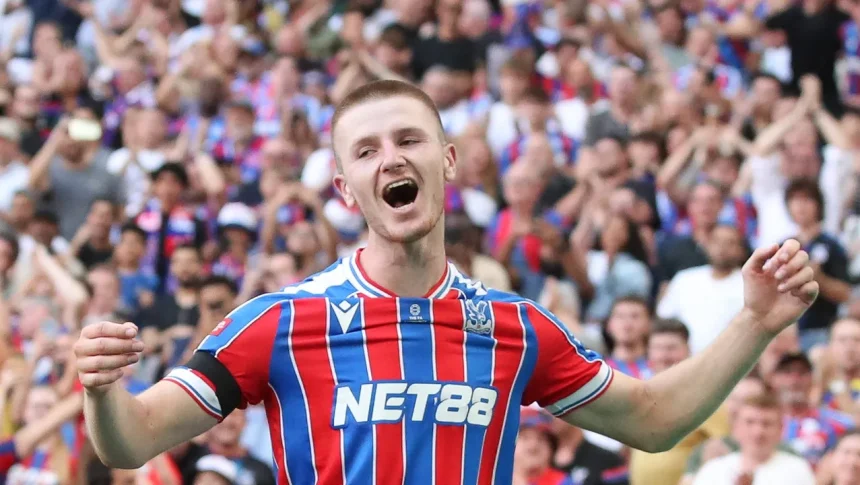Crystal Palace Conquista a Conference League e Brilha com Joia Adam Wharton