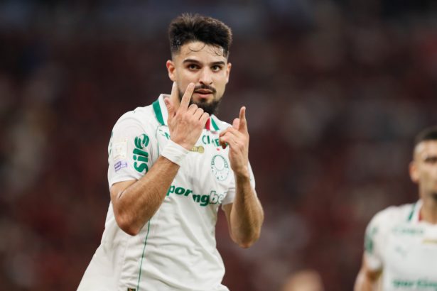 Flaco López se despede do Palmeiras em jogo decisivo antes da Copa do Mundo