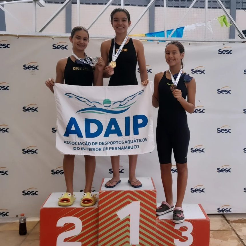 Giulia Rosas brilha e garante vaga no Campeonato Brasileiro de Natação