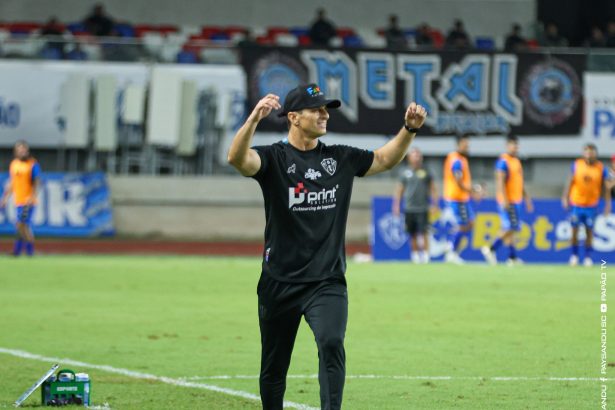 Júnior Rocha é o ‘treinador mais feliz do mundo’ após título da Copa Norte com Paysandu