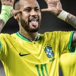 Chegou a hora: Neymar se apresenta à Seleção na Granja Comary e a Copa começa a ficar real