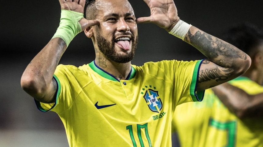 Chegou a hora: Neymar se apresenta à Seleção na Granja Comary e a Copa começa a ficar real