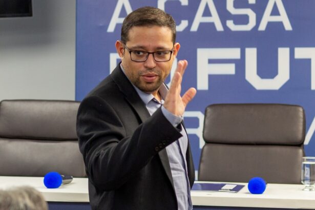 Santa Cruz Anuncia Saída do CEO Pedro Henriques em Comunicado Oficial