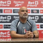 Cristian de Souza defende atacantes do Santa Cruz: “Ninguém tem camisas 9 como nós”