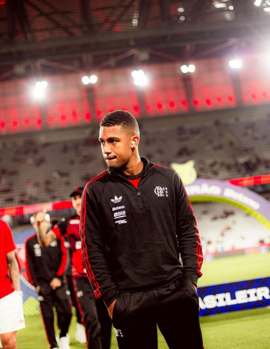 Flamengo Escalado: Ancelotti Confirma Sete Titulares para Confronto Contra Athletico-PR