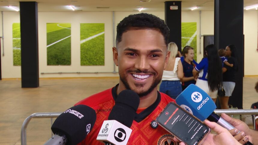 Manauara brilha e Pardal provoca: “Ganhamos do Flamengo da Amazônia!”