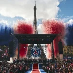 PSG é aclamado por milhares em Paris após conquistar o bicampeonato da Champions