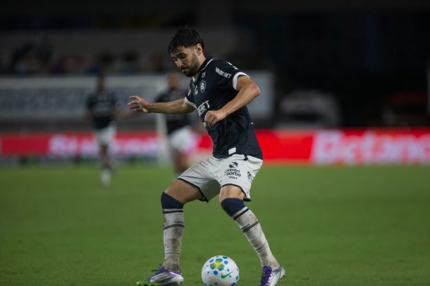 Remo sofre com lesão de Taliari; retorno só após a Copa do Mundo
