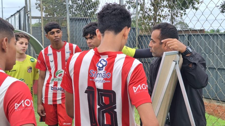 Santa Cruz-AC pronto para duelo decisivo na Copa do Brasil Sub-15 contra Paysandu