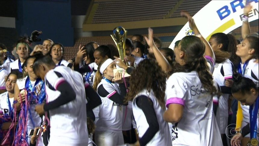 Santos: Rival do Atlético-PI na Copa do Brasil Feminina em busca de recuperação