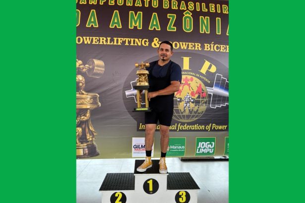 Sidney Macedo Brilha e Conquista Tricampeonato de Powerlifting em Manaus