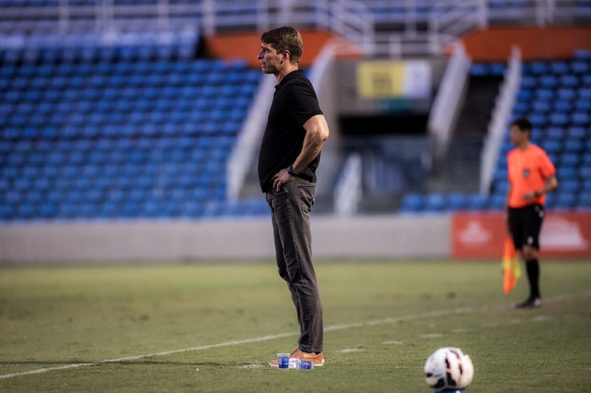 Thiago Gomes reconhece ansiedade e alerta sobre situação do Confiança após derrota