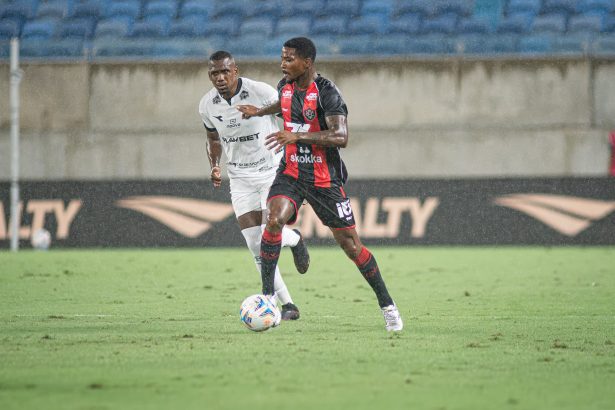 Vitória brilha e garante vaga na final da Copa do Nordeste após vitória emocionante