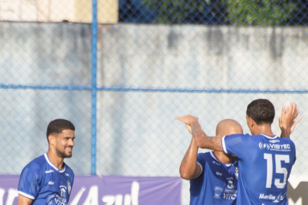 Vitória-ES Brilha e Goleia Sport-ES, Garantindo Vaga nas Semifinais da Copa ES!