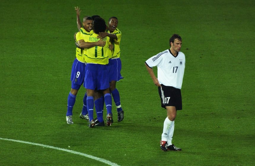 André Luiz revive emoção do Penta e exalta Ronaldo na final de 2002