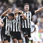 Atlético-MG vence Vasco fora de casa e se aproxima do G-5 no Brasileirão 2026