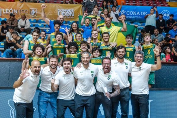 Brasil vira de 19 pontos e conquista bronze no basquete Sub-18