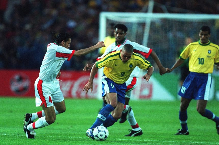 Brasil x Marrocos na Copa: Ronaldinho brilhou e Dunga brigou com Bebeto em 1998