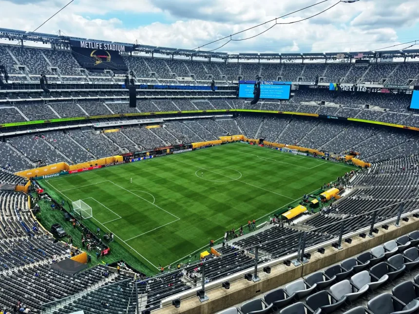 Copa de 2026: Gramados se Tornam Estratégicos nas Arenas Modernas