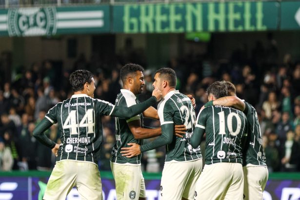 Coritiba marca dois jogos-treino durante pausa da Copa do Mundo