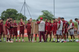 CRB Enfrenta Desafios em Junho com Quatro Jogos Cruciais na Série B