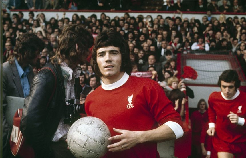 Lenda do futebol inglês, Kevin Keegan, enfrenta câncer em estágio avançado