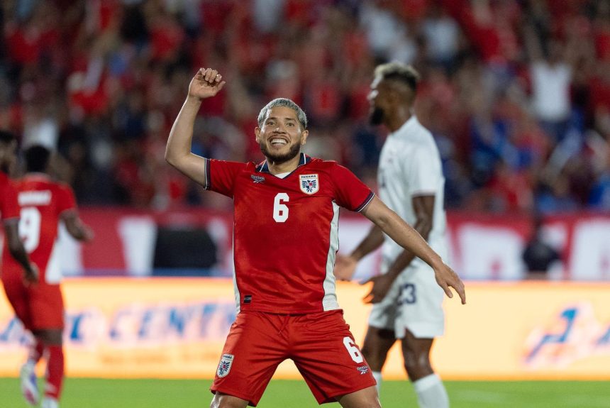 Panamá supera crise e goleia República Dominicana por 4 a 2 antes do Mundial