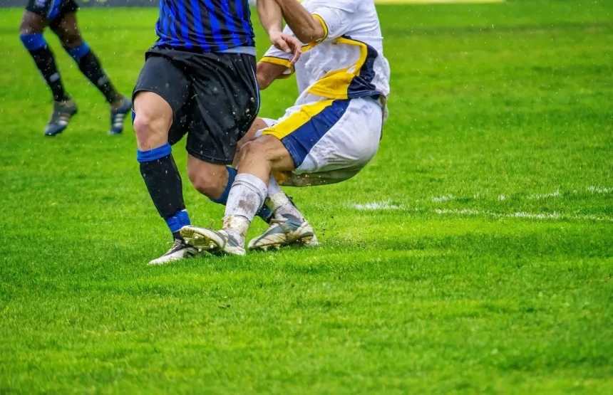 Programação de Futebol na TV Hoje: Amistosos e Final da Copa Sul-Sudeste