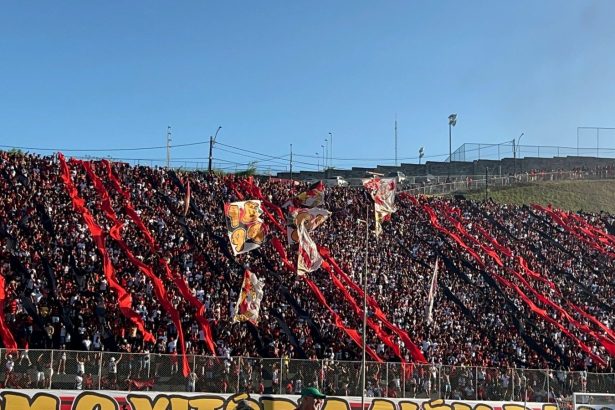 Vitória tem ingressos esgotados para a final da Copa do Nordeste contra o Fortaleza