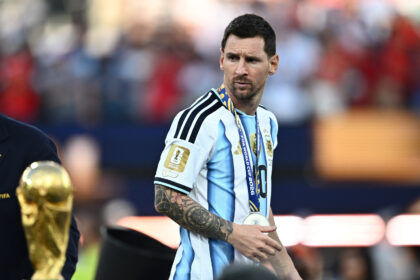 Adeus à Copa: Messi é anulado e Argentina amarga vice na final contra a Espanha