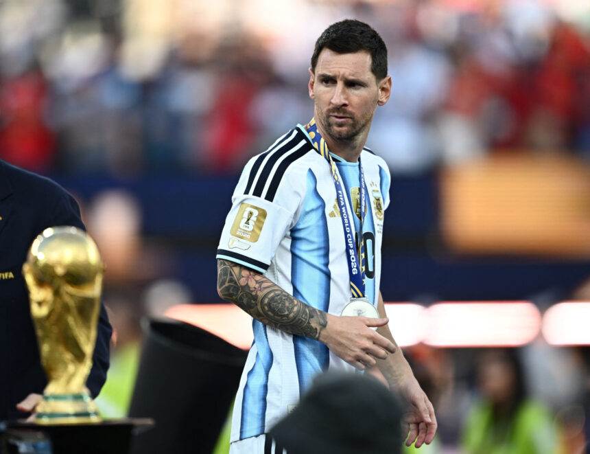 Adeus à Copa: Messi é anulado e Argentina amarga vice na final contra a Espanha