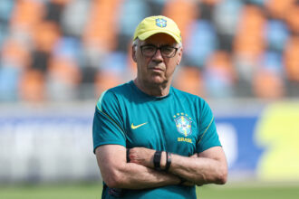 Ancelotti rejeita oferta da Itália e garante Brasil até 2026