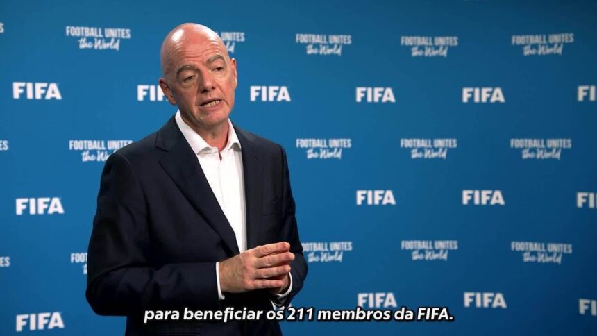 Assessor sênior da Fifa renuncia em protesto contra venda de direitos da Copa