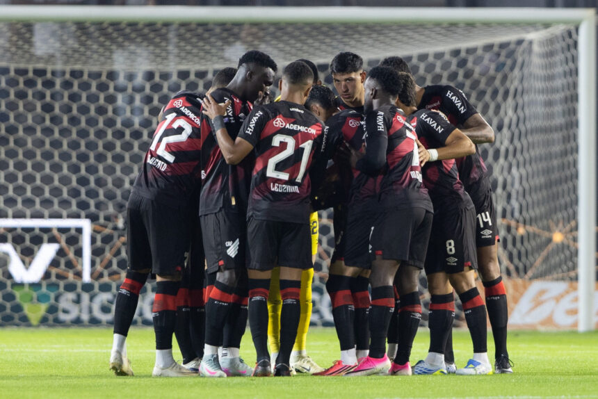 Athletico-PR mira vaga continental após início forte no Brasileirão