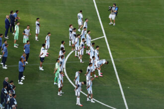 Colunista critica comportamento de Messi na final da Copa: "Vergonhoso e petulante"