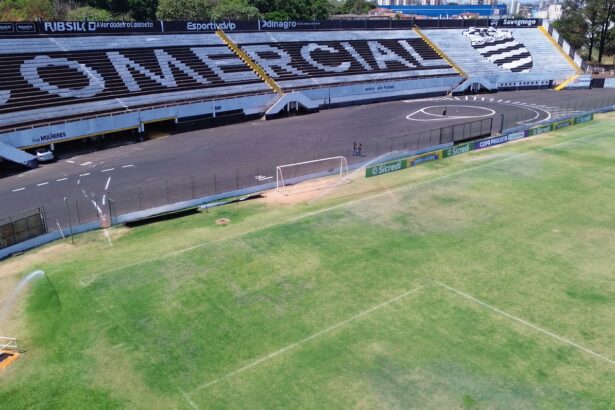 Comercial promove pré-jogo com música, bar e atrações para a família