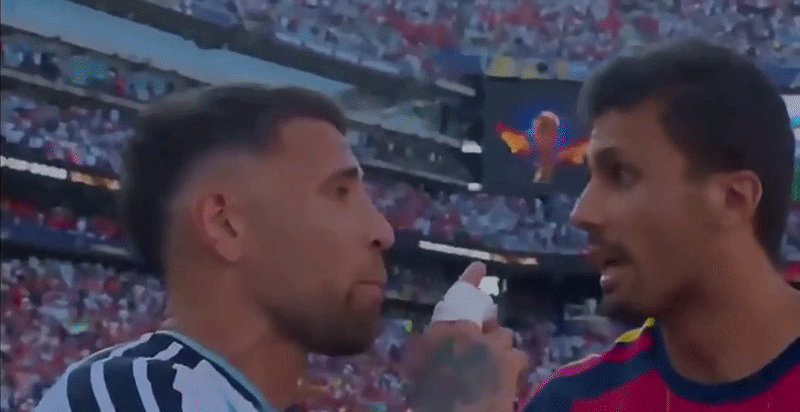 Desentendimento entre Otamendi e Rodri marca final da Copa do Mundo