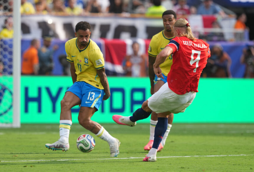 FIFA abre votação para escolher o gol mais bonito da Copa do Mundo 2026
