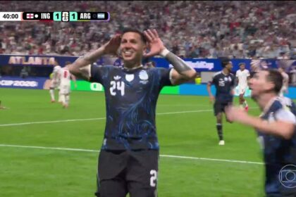 Gary Neville critica Argentina após final da Copa: "Desempenho decepcionante"