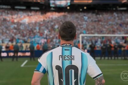 Gimnasia entrega placas a Otamendi e Montiel por título mundial