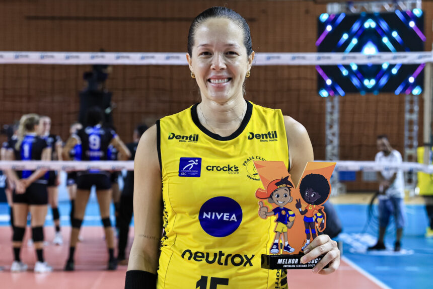 Monique Pavão se aposenta aos 39 após 26 anos e título da Superliga