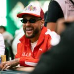 Neymar nega bronca em jovens do Santos e esclarece polêmica