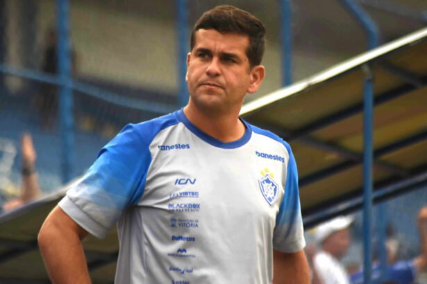 Rafael Soriano se demite do Vitória-ES após eliminação na Série D