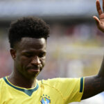 Real Madrid envia última oferta e pode negociar saída de Vinicius Jr.