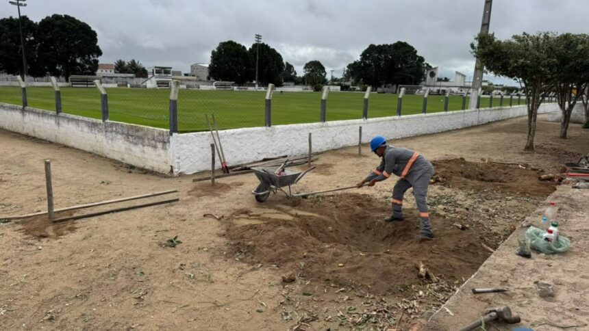 Reforma no Clementino Lima moderniza estádio de Lajedo para o Pernambucano