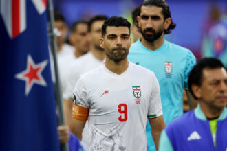 Vasco busca atacante, Taremi evita transferência para o Brasil