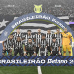 Botafogo avança, mas empate com Fluminense expõe falhas